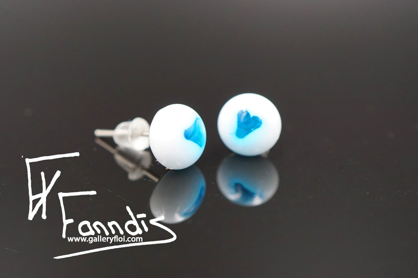 Einstök pinna eyrnalokkar Hjarta Dökk blágrænn / Unique stud earrings Heart Dark Turquoise