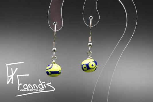 Eyrnalokkar / Earrings