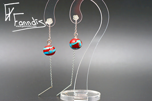 Eyrnalokkar / Earrings