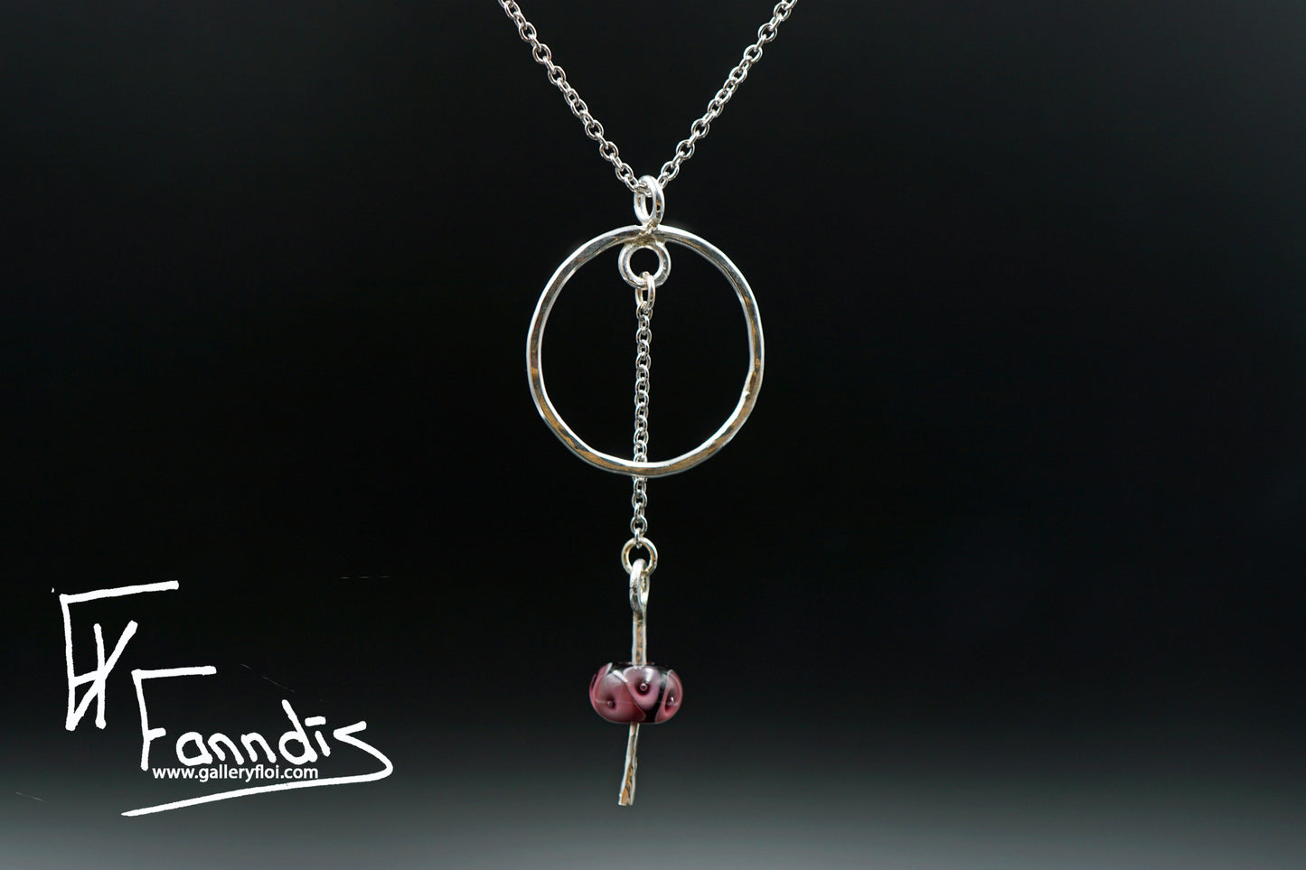 925 Silfur hálsmen með glerperlu / 925 Silver necklace with a glass bead
