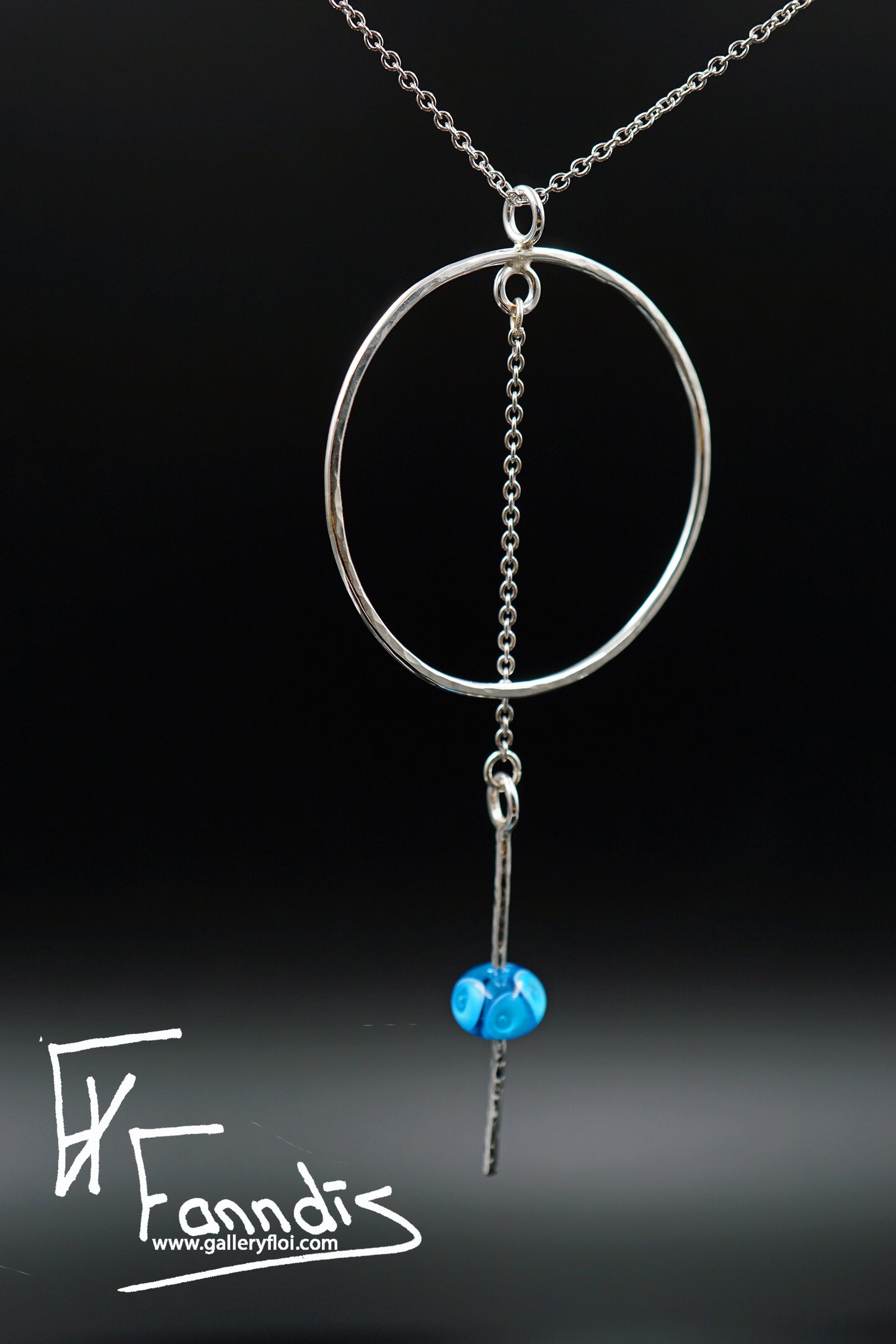925 Silfur hálsmen með glerperlu / 925 Silver necklace with a glass bead