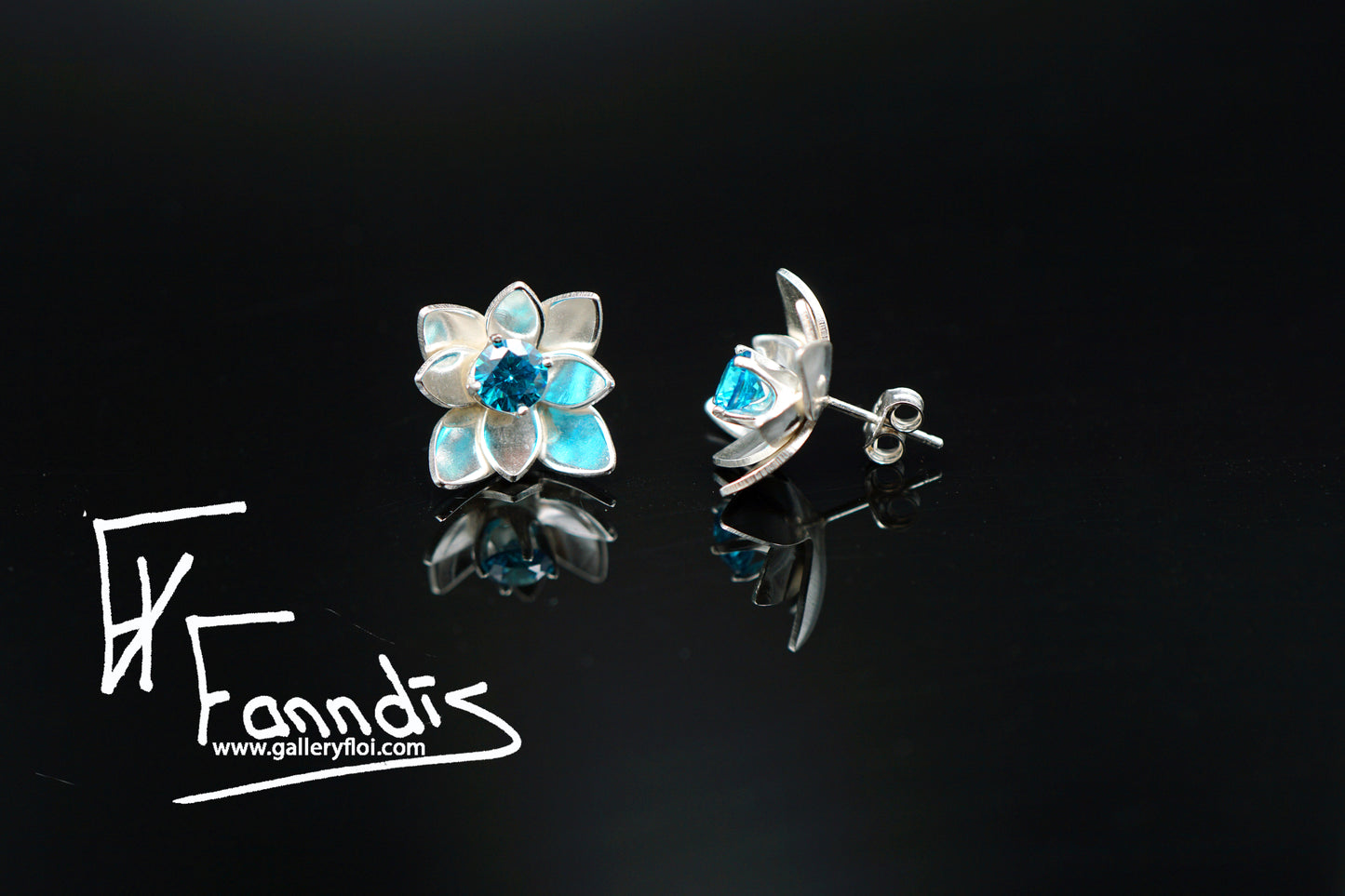 925 Silfur Blóma eyrnalokkar með Zirkonia / 925 Silver Flower earrings with Zirkonia