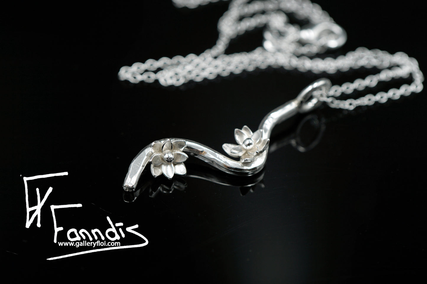 925 Silfur Blóma grein hálsmen / 925 Silver Flower branch necklace