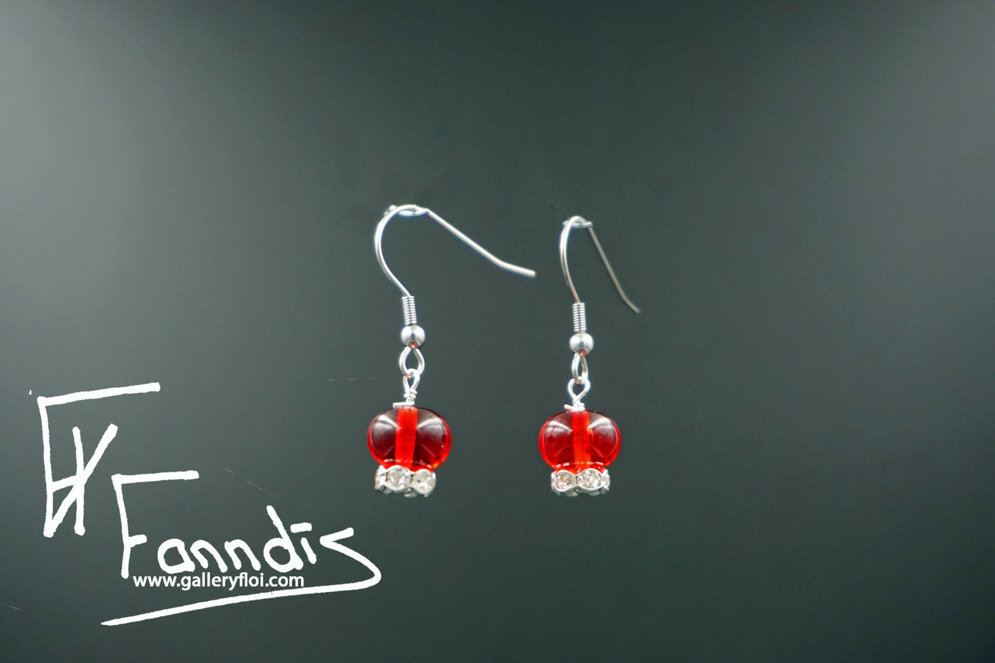 Eyrnalokkar Rauðir / Earrings Red