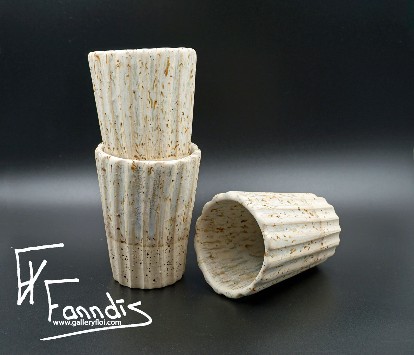 Bolli / Cups