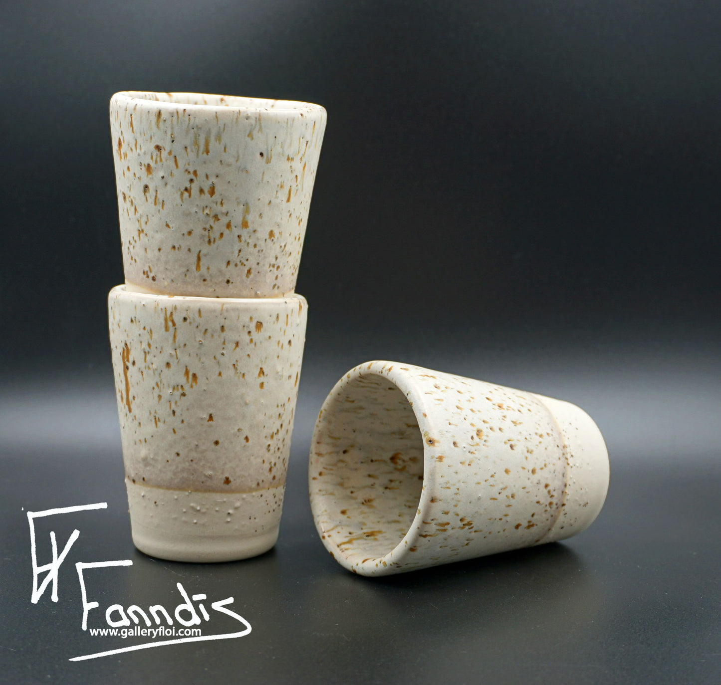 Bolli / Cups
