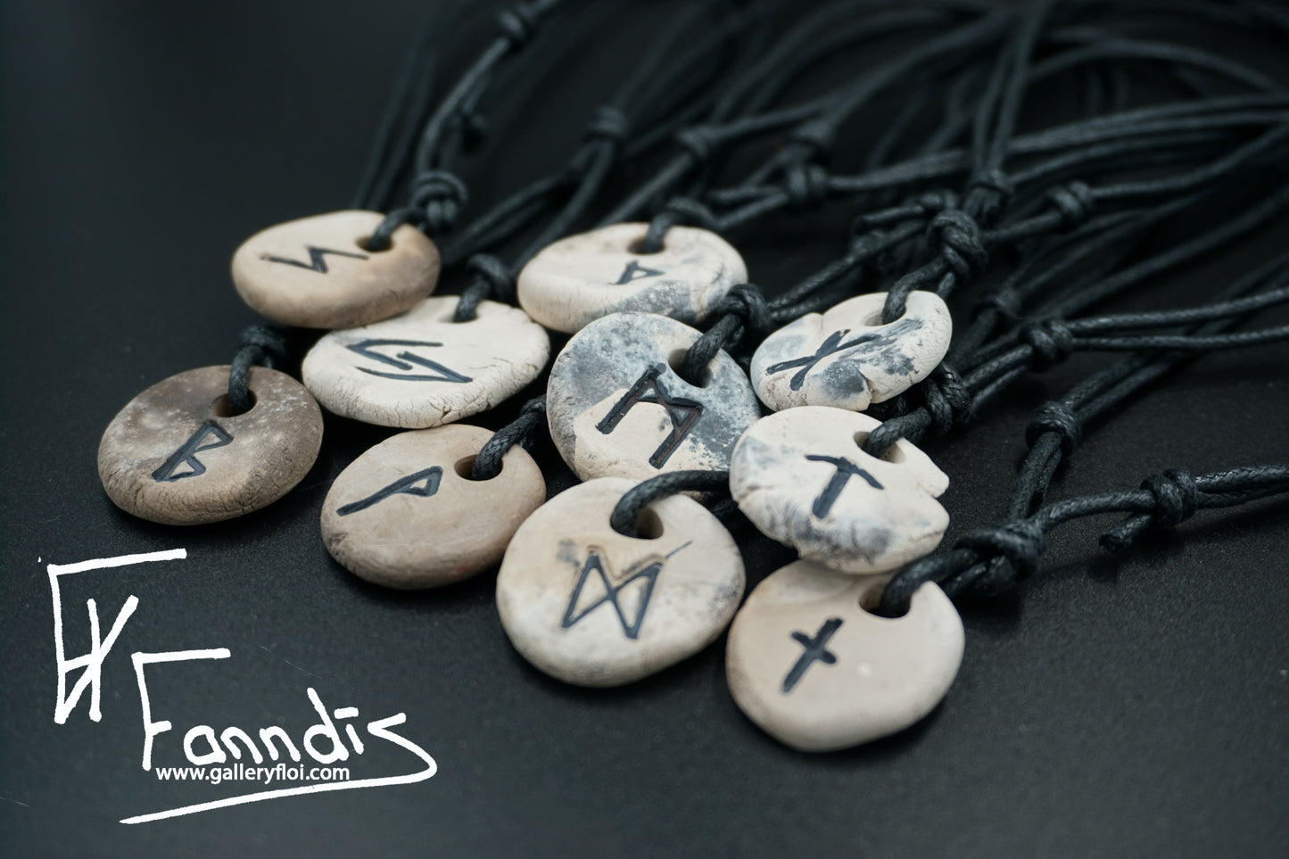 Víkinga rúna hálsmen / Viking rune necklace