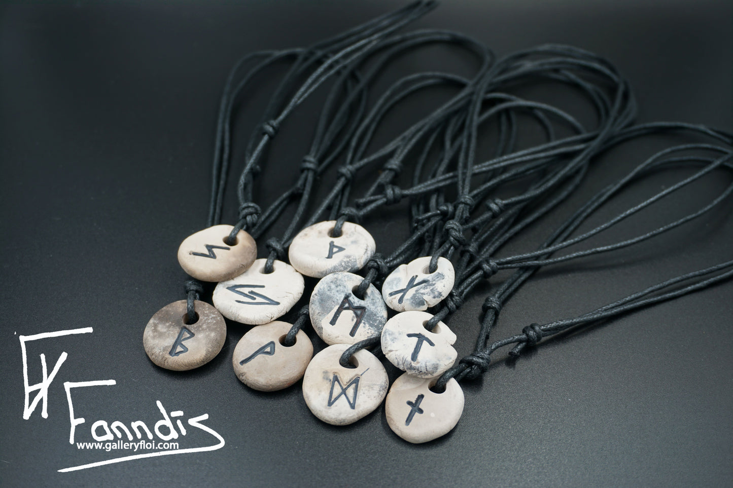 Víkinga rúna hálsmen / Viking rune necklace