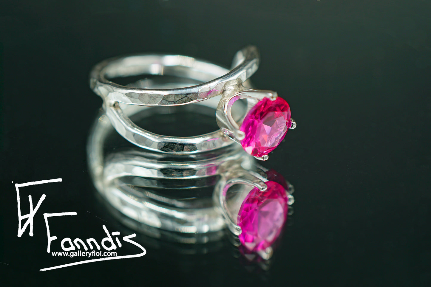 925 Silfur hringur með Zirkonia / 925 Silver ring with Zirkonia