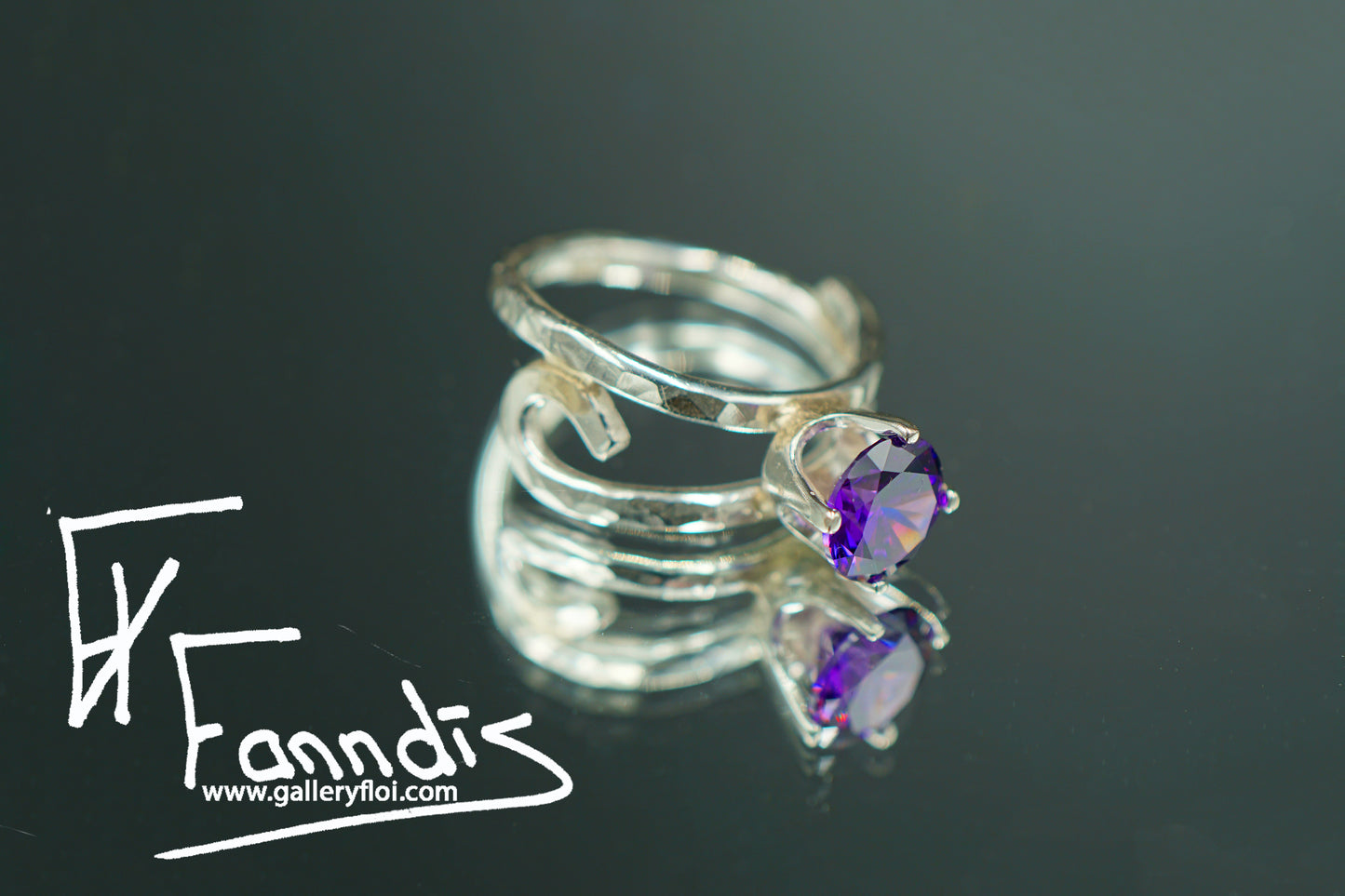 925 Silfur hringur með Zirkonia / 925 Silver ring with Zirkonia