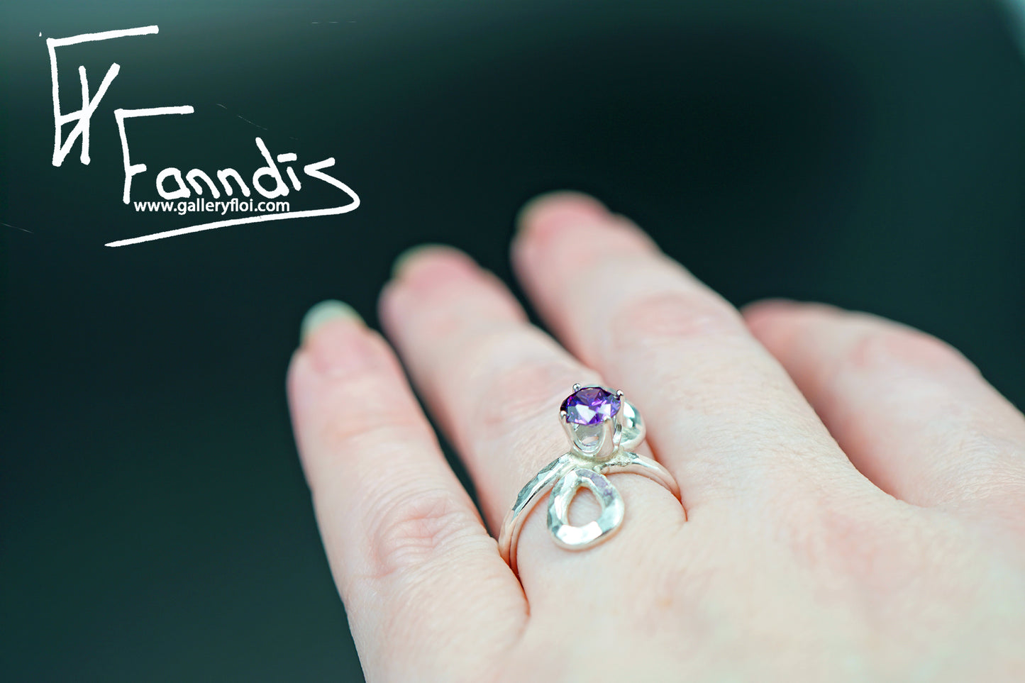 925 Silfur hringur með Zirkonia / 925 Silver ring with Zirkonia