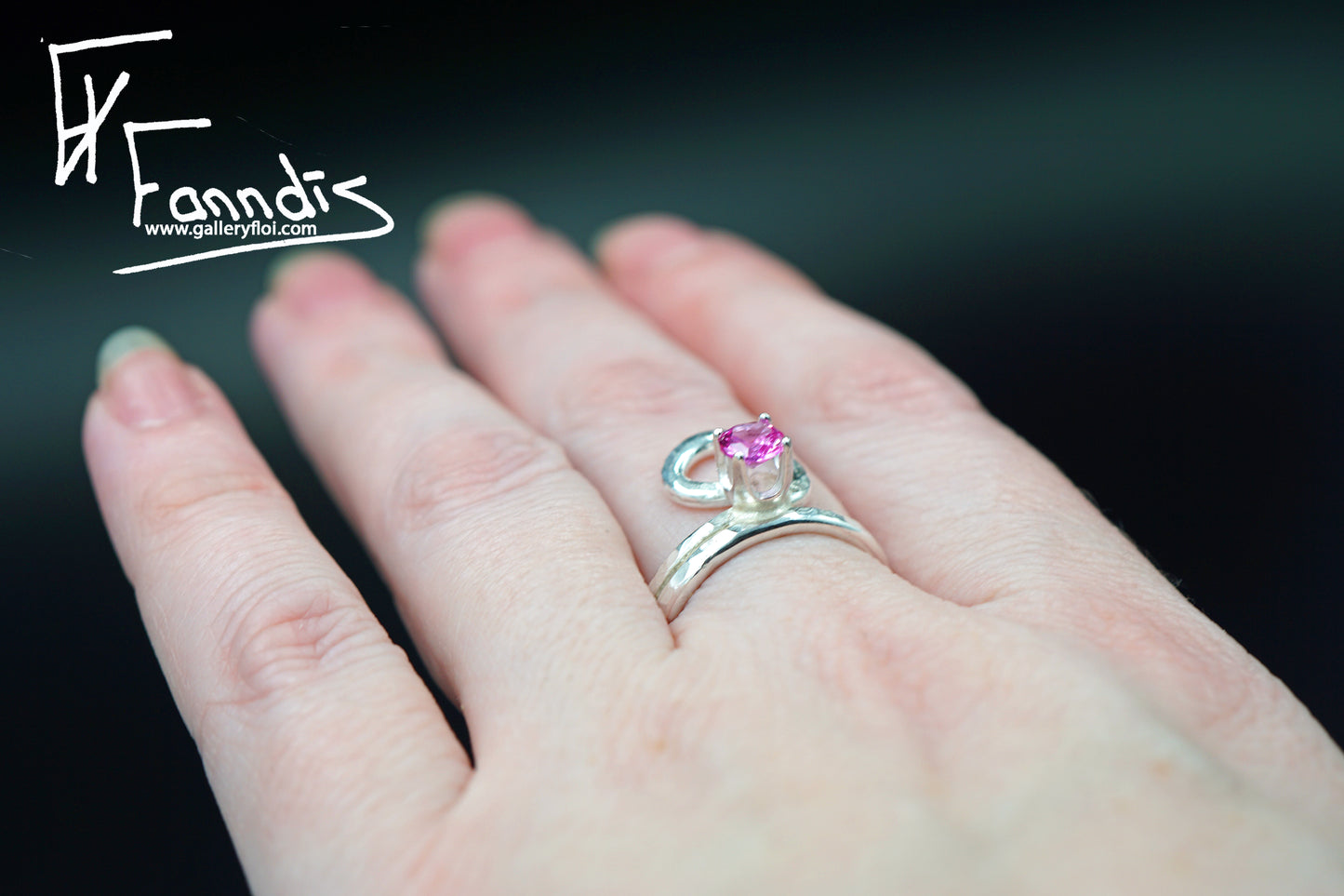 925 Silfur hringur með Zirkonia / 925 Silver ring with Zirkonia