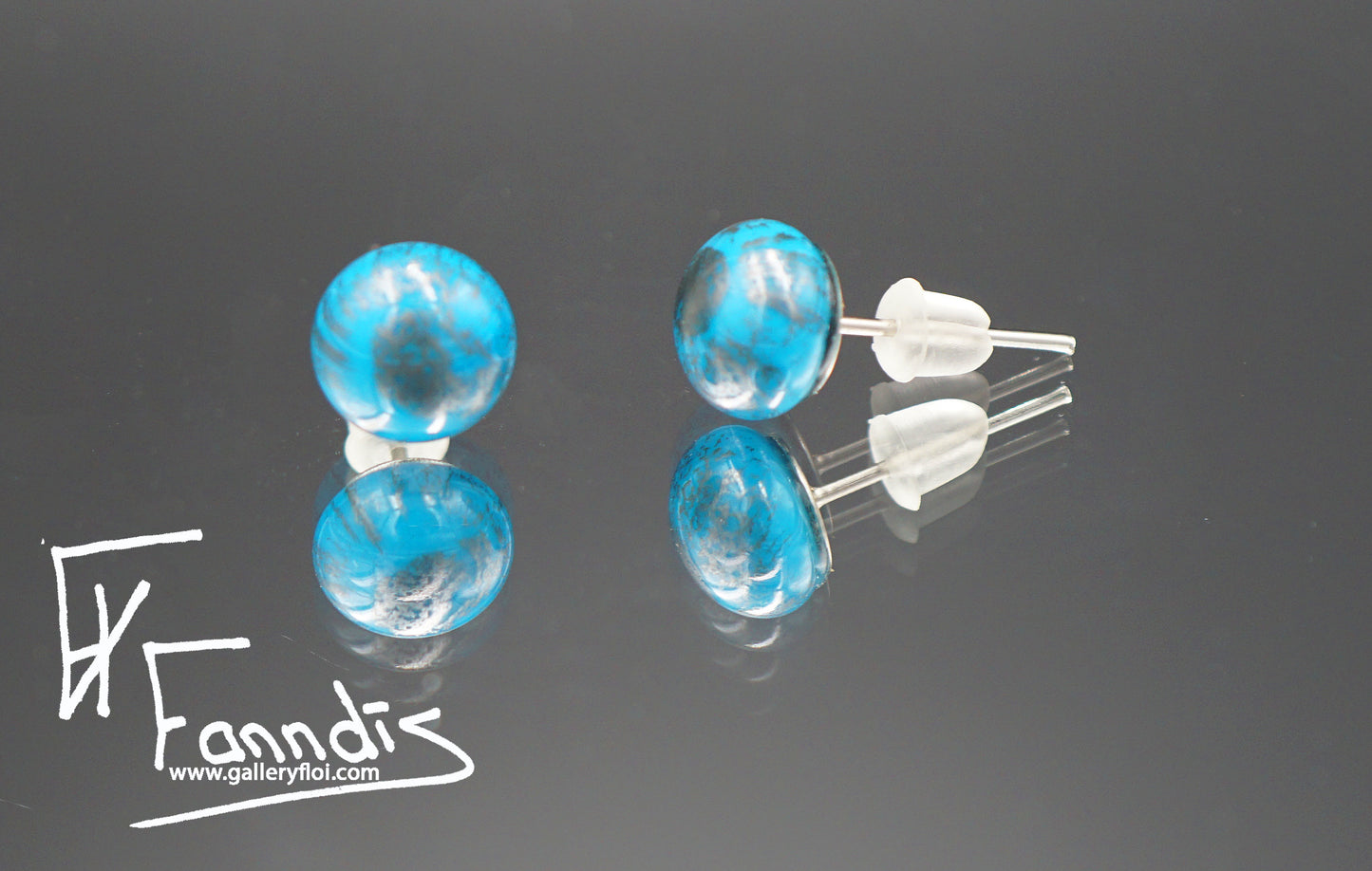 664 Einstök pinna eyrnalokkar / Unique stud earrings