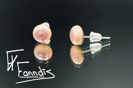 Einstök pinna eyrnalokkar Baby bleikur / Unique stud earrings Baby Pink