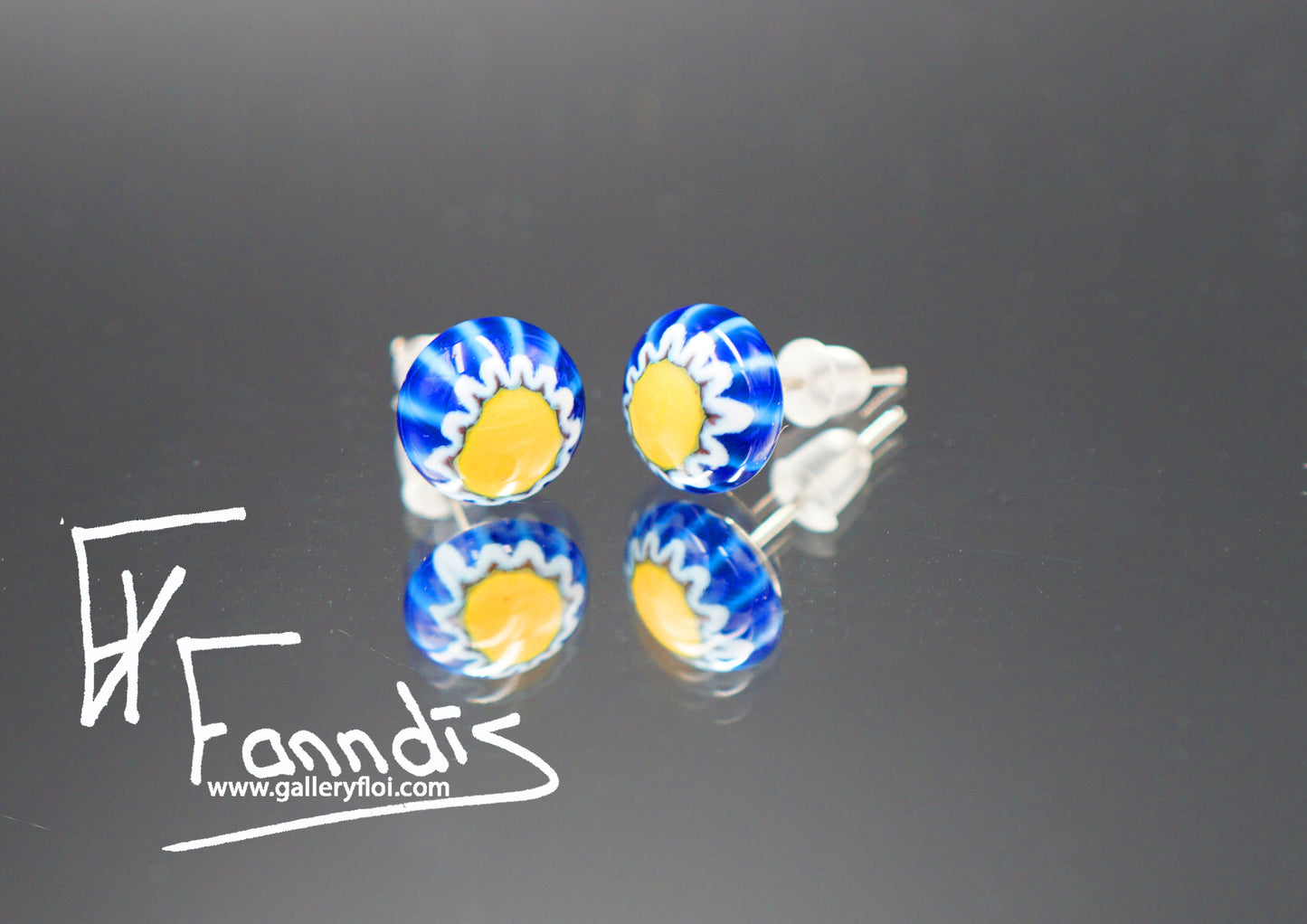 pinna eyrnalokkar / stud earrings