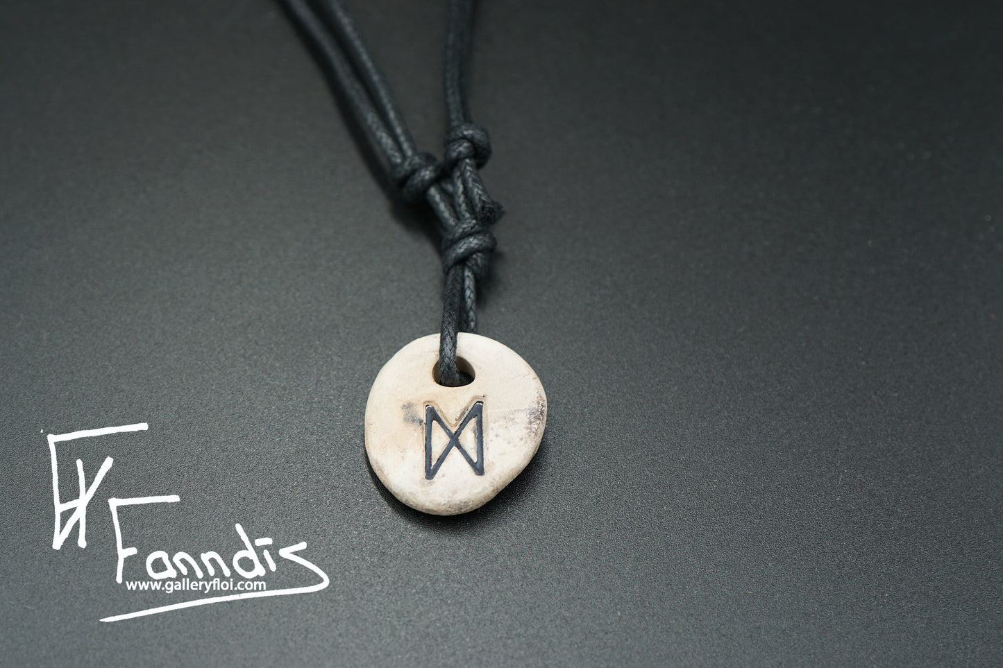 Víkinga rúna hálsmen / Viking rune necklace