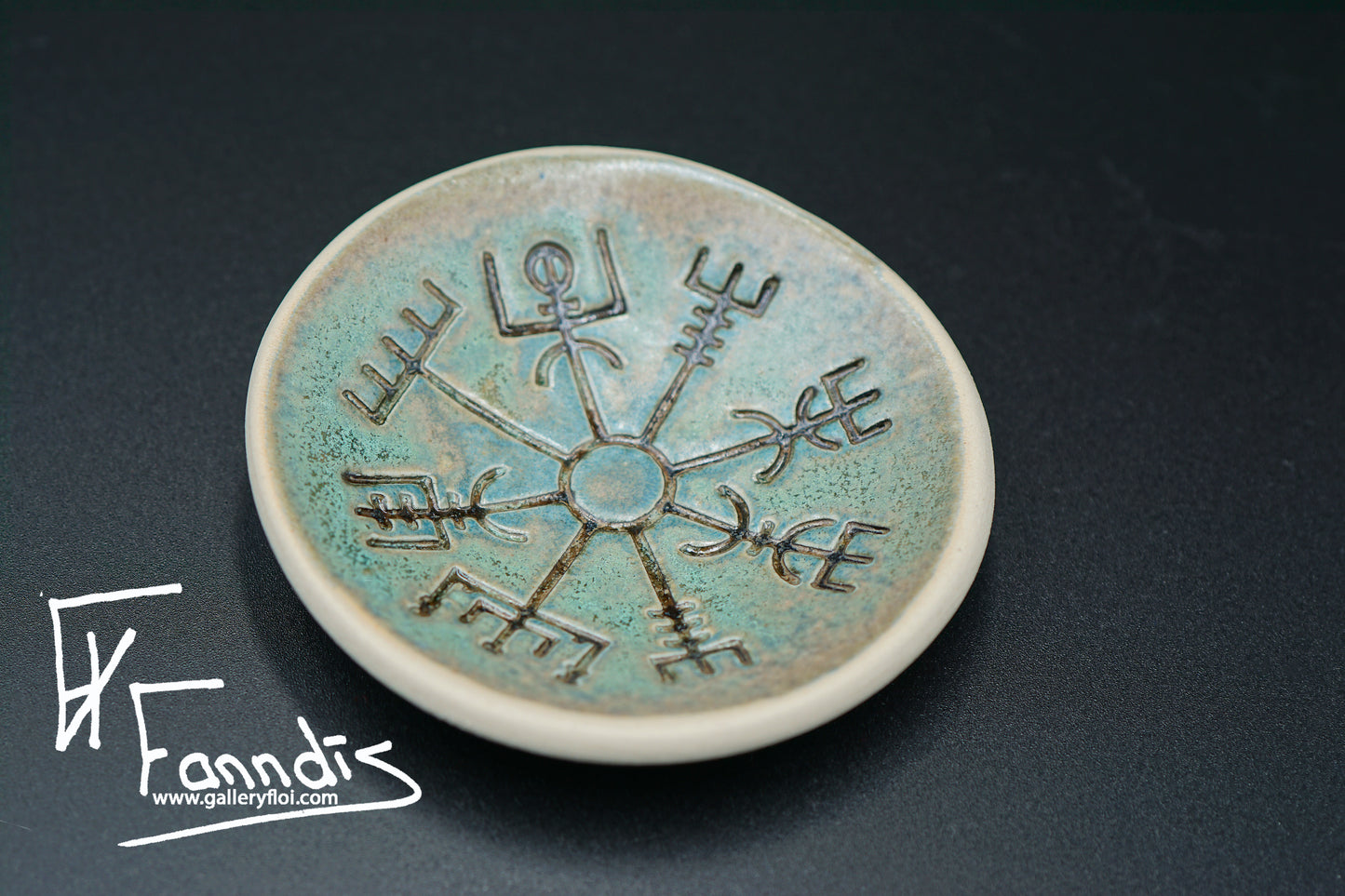 Vegvísir skál / Wayfinder bowl