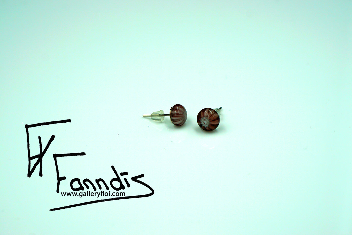Einstök pinna eyrnalokkar blóm mið fjólublár / Unique stud earrings flower mid purple