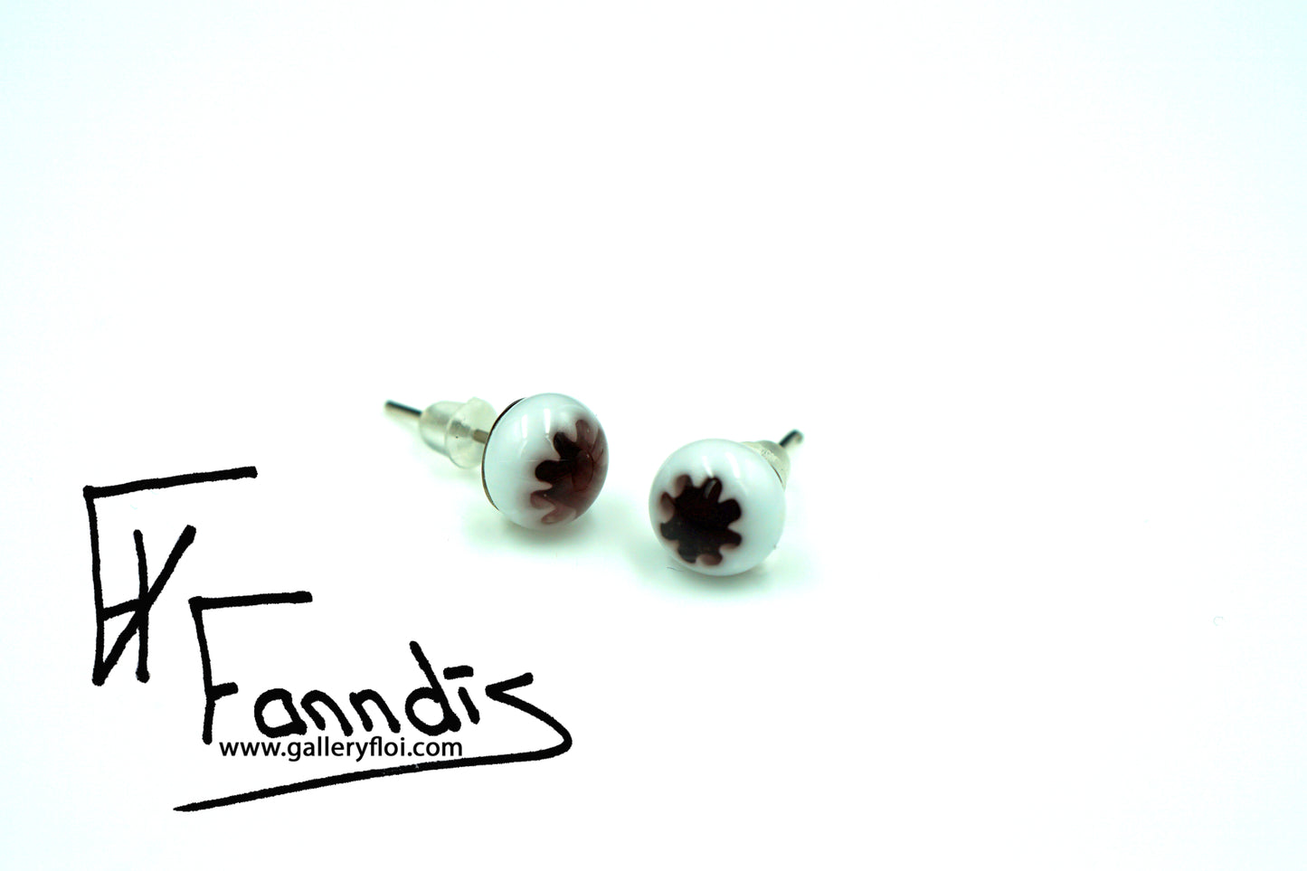 Einstök pinna eyrnalokkar blóm mið fjólublár / Unique stud earrings flower mid purple