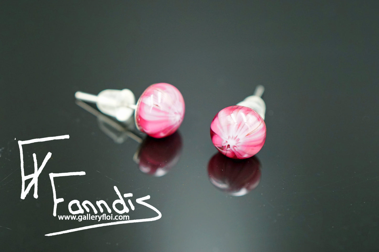 Einstök pinna eyrnalokkar blóm bleik dama / Unique stud earrings flower pink lady