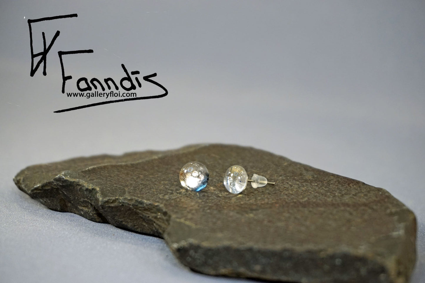 Einstök pinna eyrnalokkar Barna Blár/ Unique stud earrings Baby Blue
