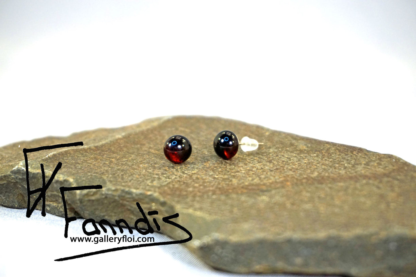 Einstök pinna eyrnalokkar Blá Fjólublár / Unique stud earrings Blue Purple