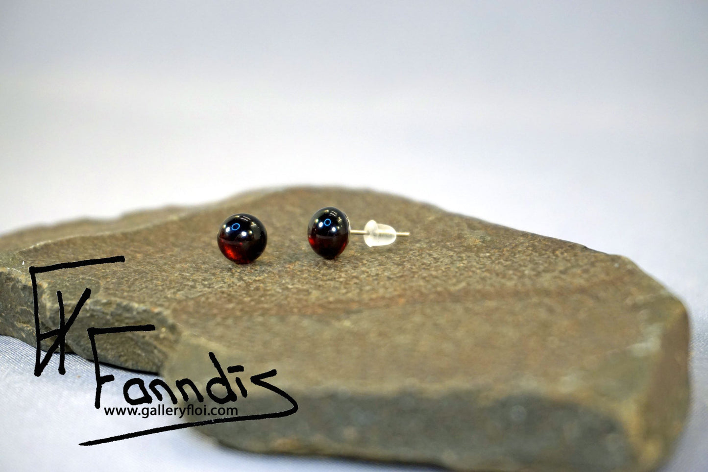 Einstök pinna eyrnalokkar Blá Fjólublár / Unique stud earrings Blue Purple
