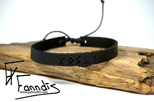 Leður armband með Víkinga rúnum (Gæska) / Leather bracelet with Viking runes (Kindness)
