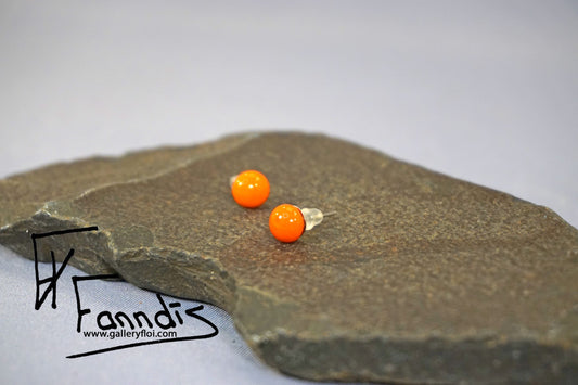 Einstök pinna eyrnalokkar Gulrótar Rautt / Unique stud earrings Carrot Red