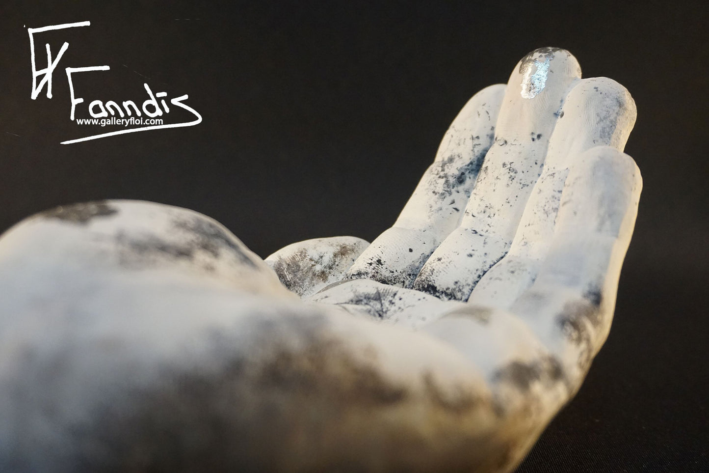 Útrétt hönd / A helping hand