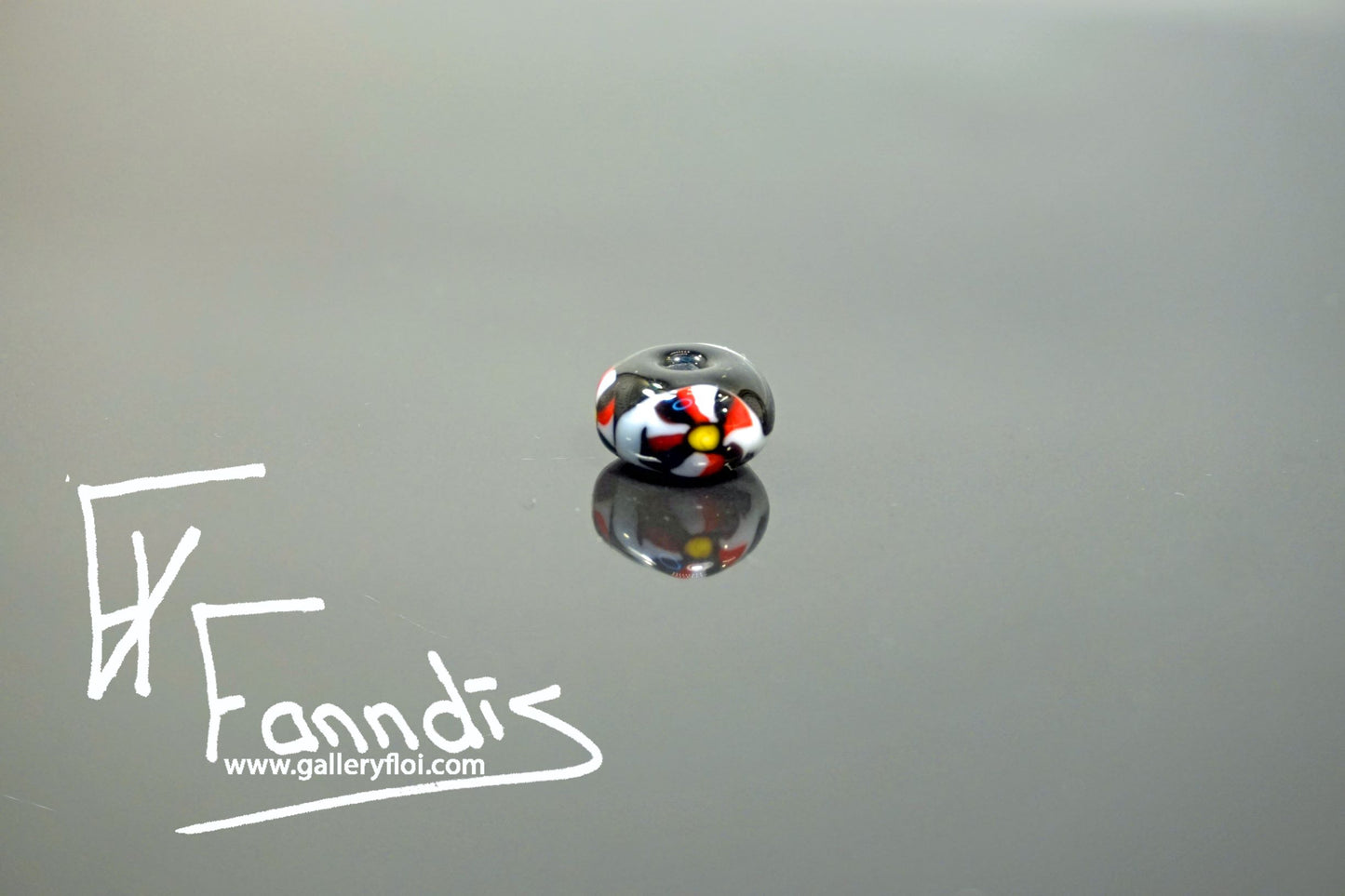 Víkinga glerperlur (söguleg eftirmynd) / Viking glass bead (historical replica)
