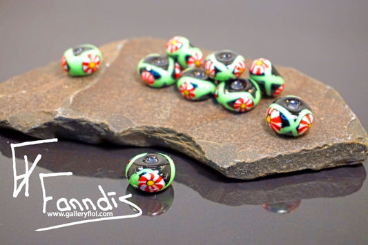 Víkinga glerperlur (söguleg eftirmynd) / Viking glass bead (historical replica)