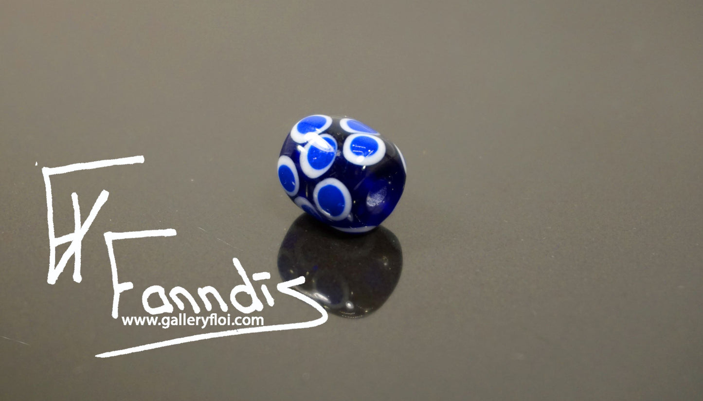 Víkinga glerperlur (söguleg eftirmynd) / Viking glass bead (historical replica)