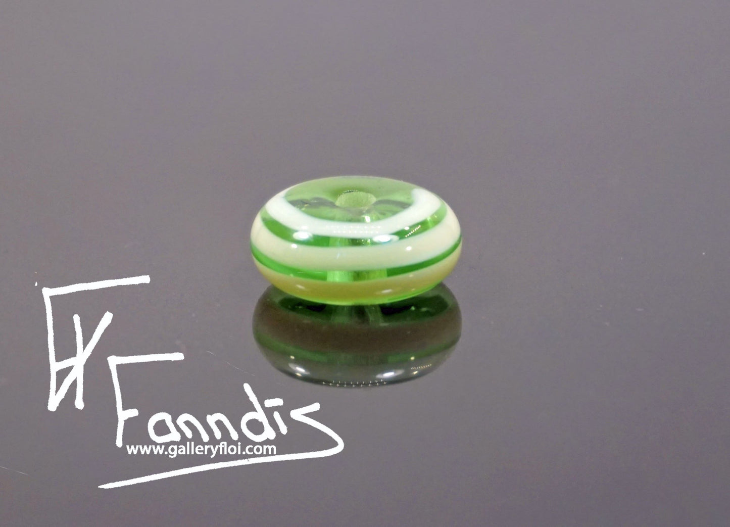 Víkinga glerperlur (söguleg eftirmynd) / Viking glass bead (historical replica)