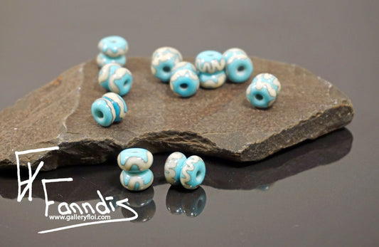 Víkinga glerperlur (söguleg eftirmynd) / Viking glass bead (historical replica)