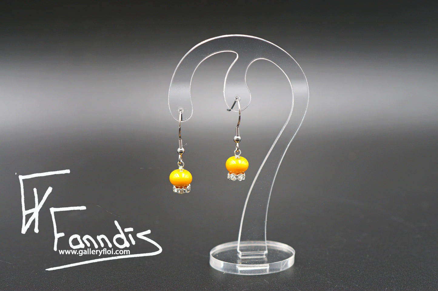 Eyrnalokkar Gul Okrar / Earrings Yellow Ochre