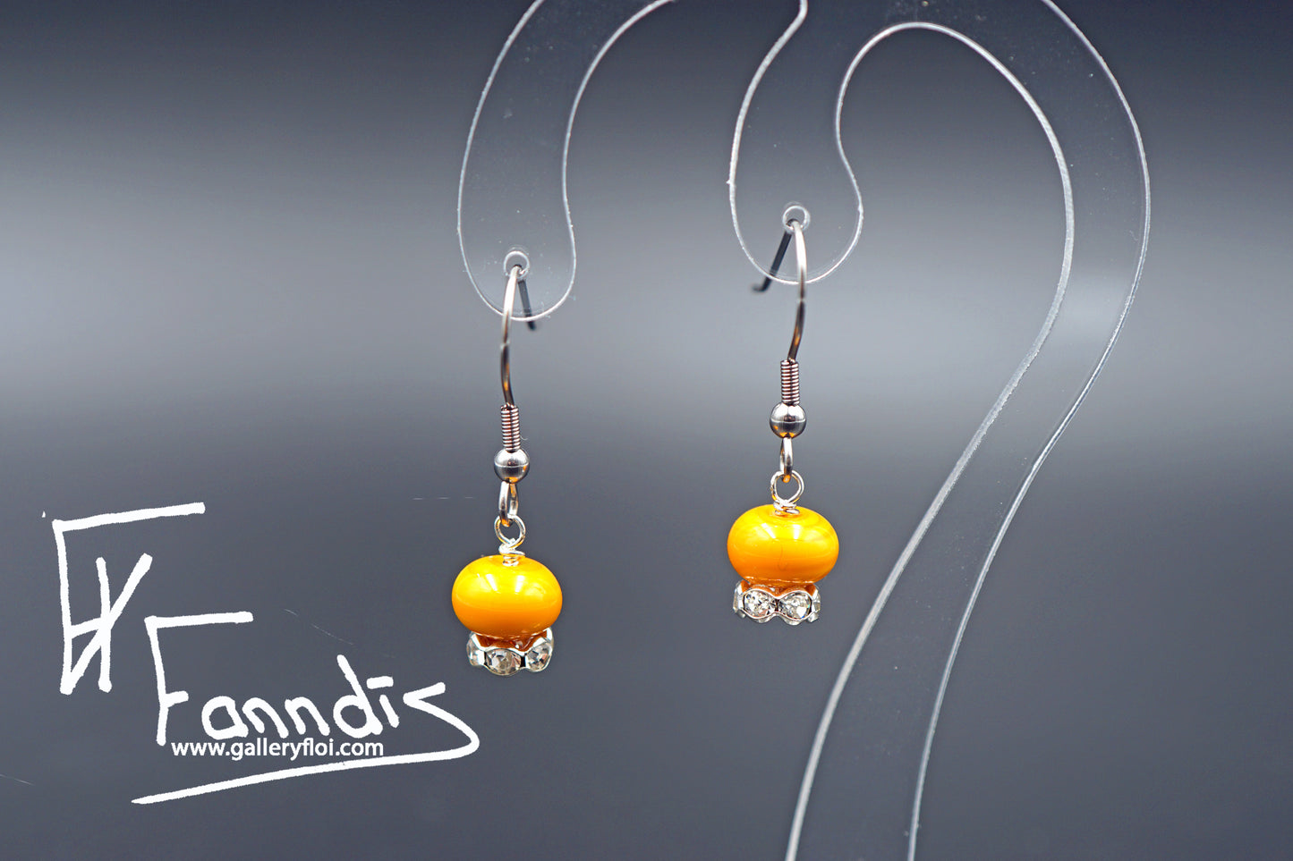 Eyrnalokkar Gul Okrar / Earrings Yellow Ochre