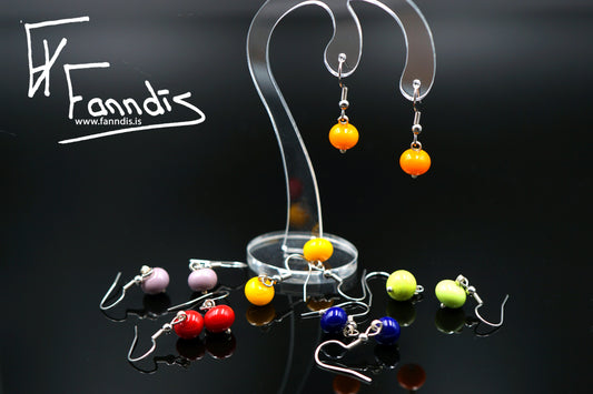 Eyrnalokkar (Ógegnsætt) / Earrings (Opaq)