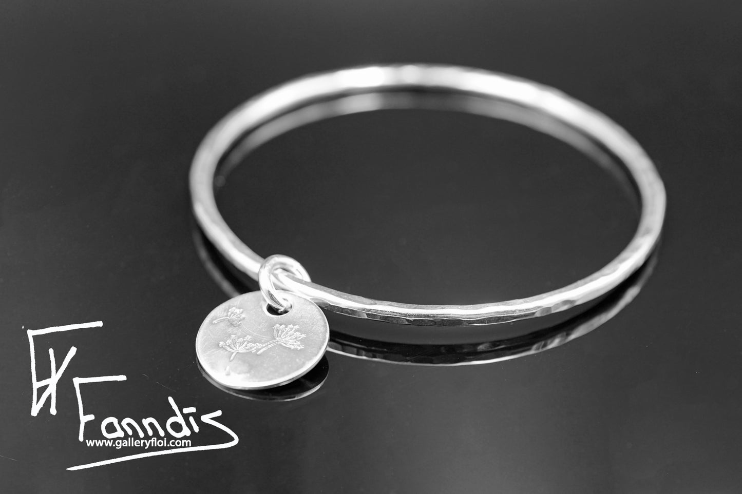 925 Silfur armband með Fífil / 925 Silver Bangle bracelet with a Dandelion