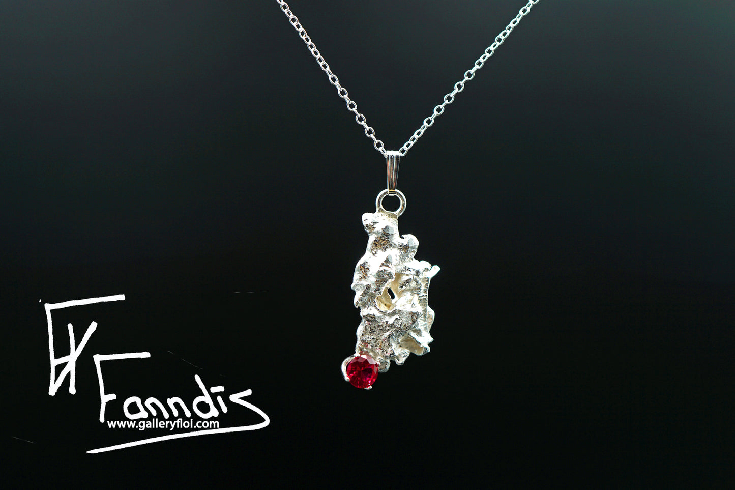 Sterling silver necklace with cubic Zirkonia