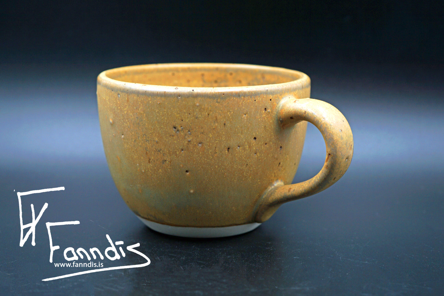 Bolli með hrauni / Cup with lava  (400 ml)
