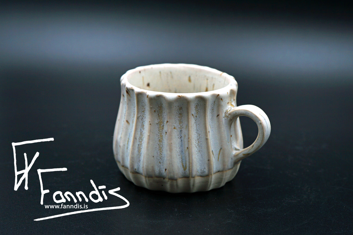 Kaffi bolli með hrauni / Coffee cup with lava (150 ml)