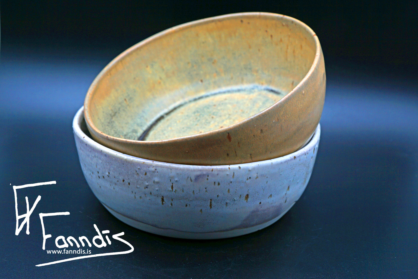Eldföst skál með hrauni / Cooking bowl with lava (1,000 ml)