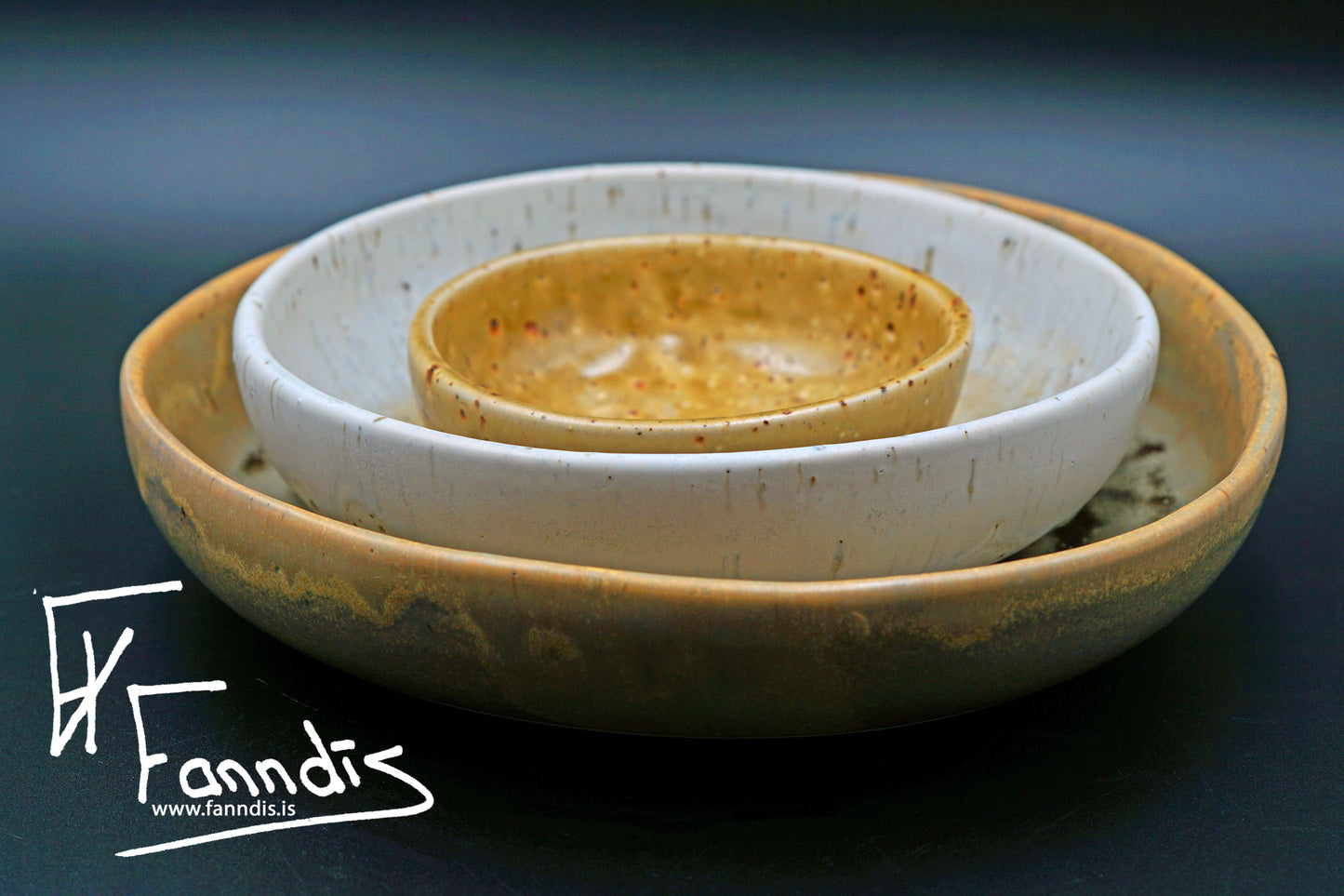 Eldföst skál með hrauni / Cooking bowl with lava (130-3,440 ml)