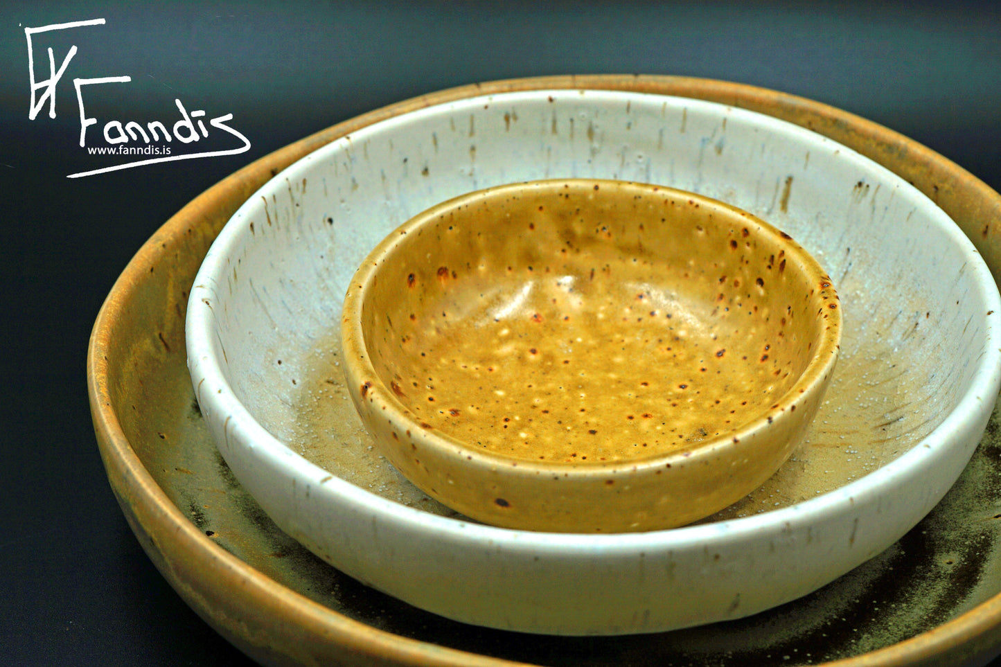 Eldföst skál með hrauni / Cooking bowl with lava (130-3,440 ml)