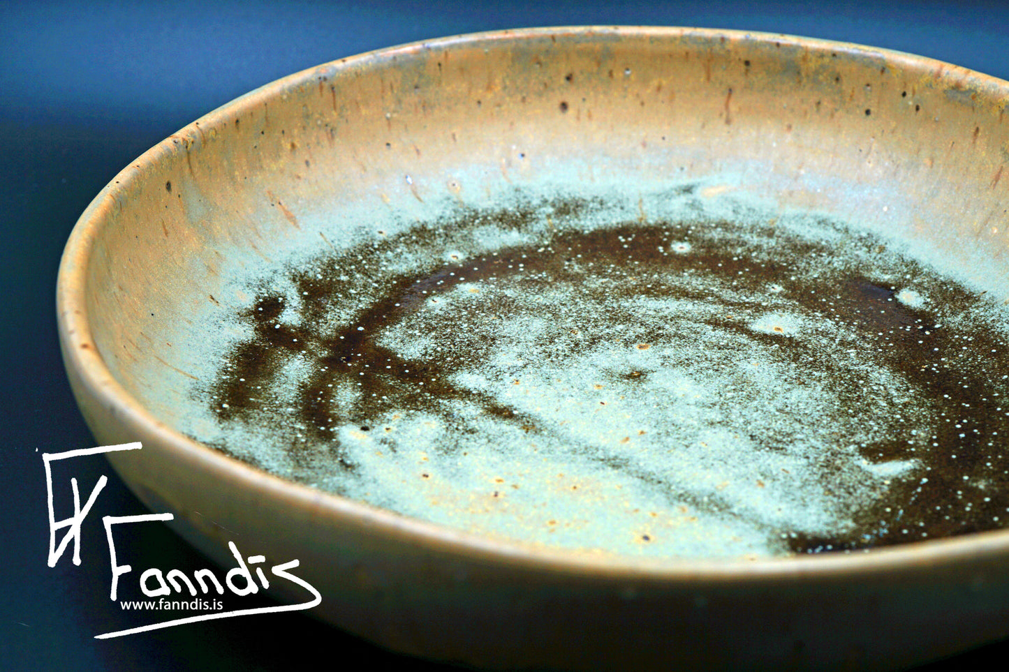 Eldföst skál með hrauni / Cooking bowl with lava (130-3,440 ml)