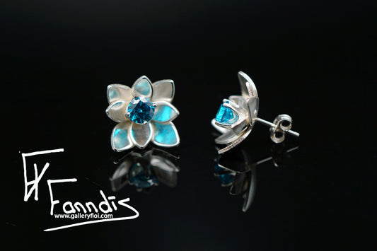 925 Silfur Blóma eyrnalokkar með Zirkonia / 925 Silver Flower earrings with Zirkonia