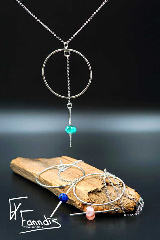 925 Silfur hálsmen með glerperlu / 925 Silver necklace with a glass bead