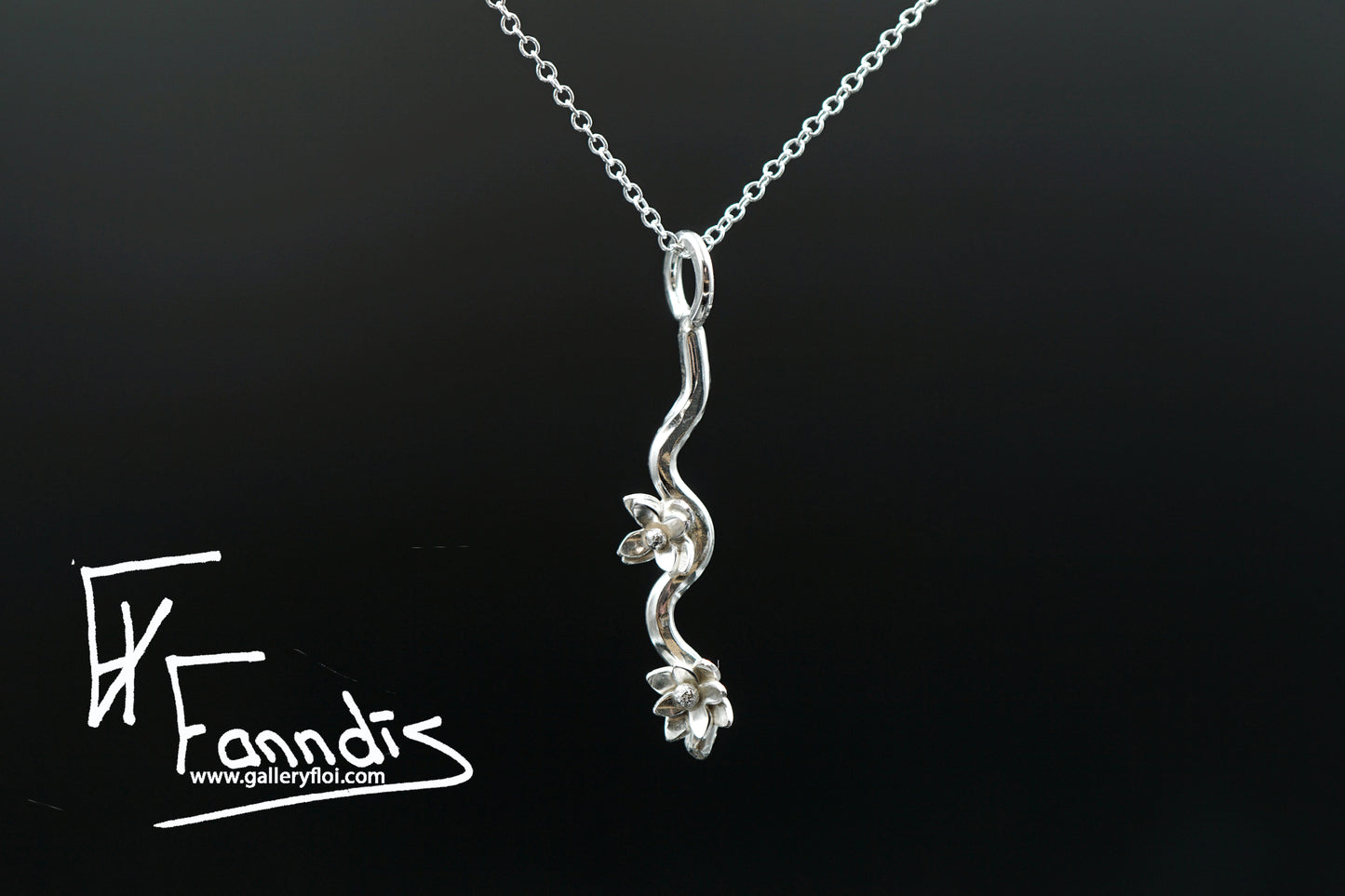 925 Silfur blóma grein hálsmen / 925 Silver flower branch necklace