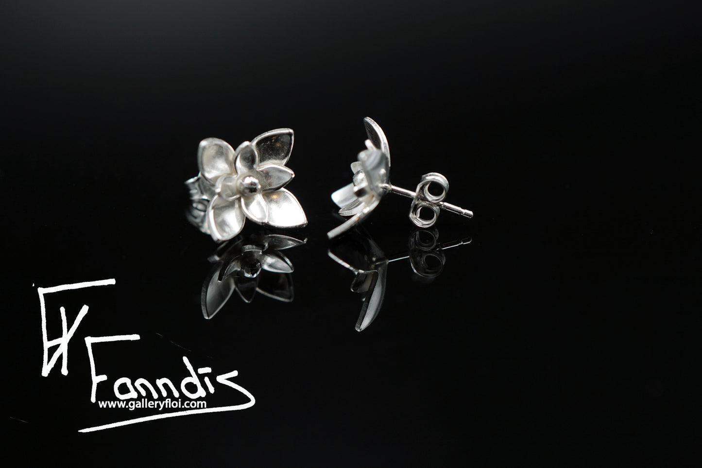 925 Silfur blóma eyrnalokkar / 925 Silver flower earrings